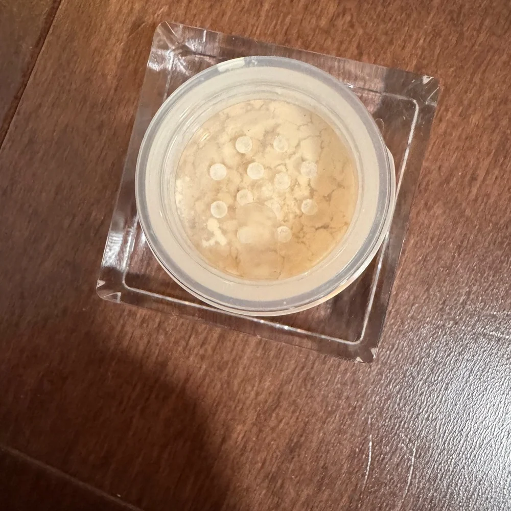 BYOD Be Your Own Desire- Matte Magic Loose Powder Translucent